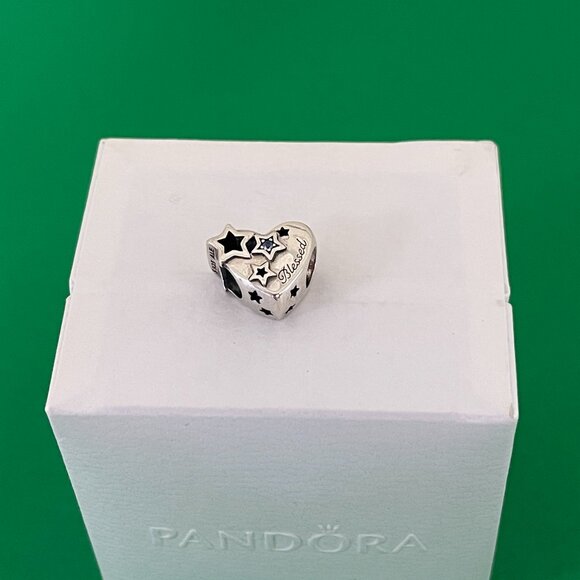 Pandora Thankful Heart & Stars Charm - Picture 2 of 5